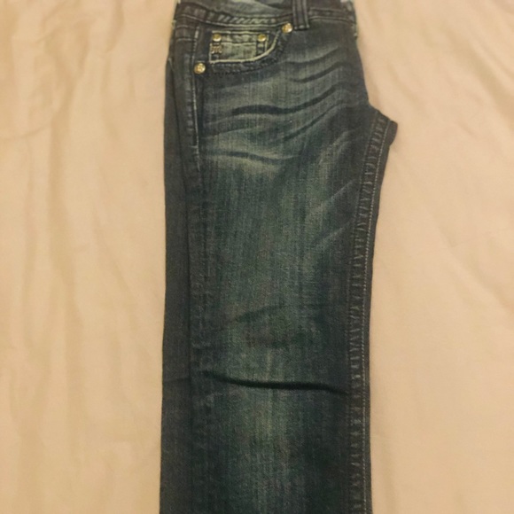 Jean - Picture 2 of 4